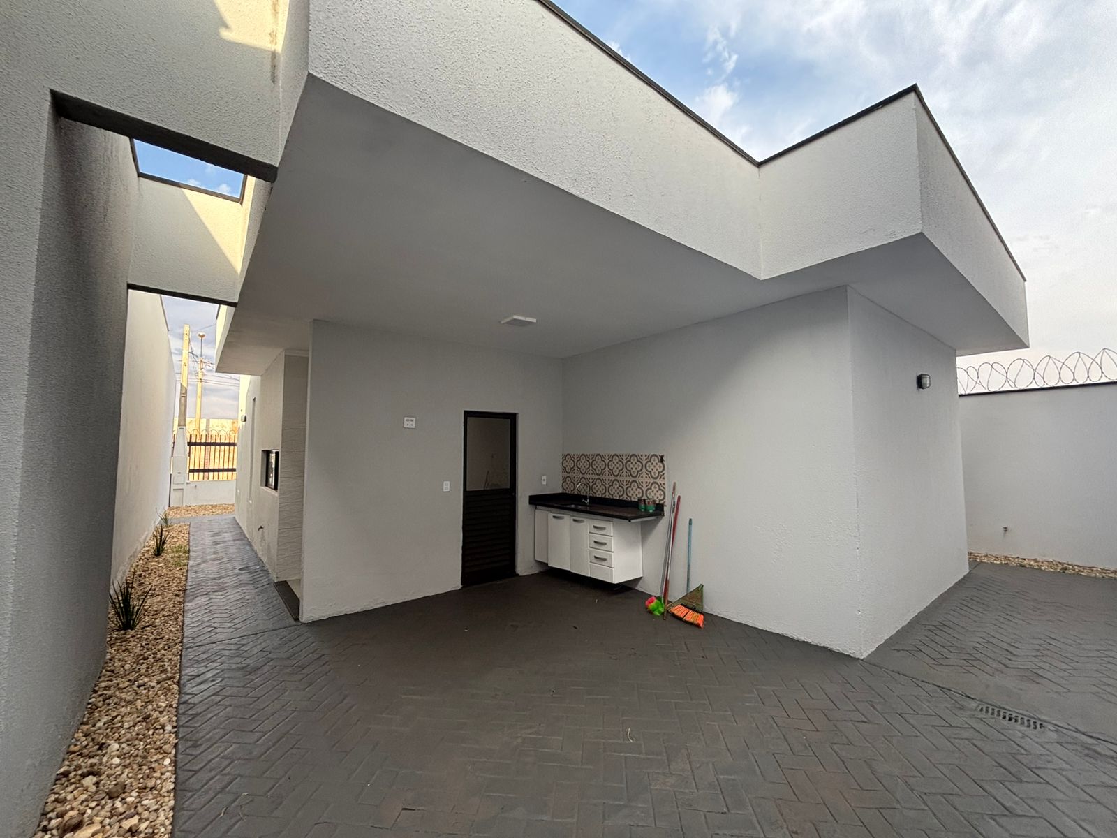 CASA À VENDA - JARDIM FORTALEZA - BRODOWSKI-SP