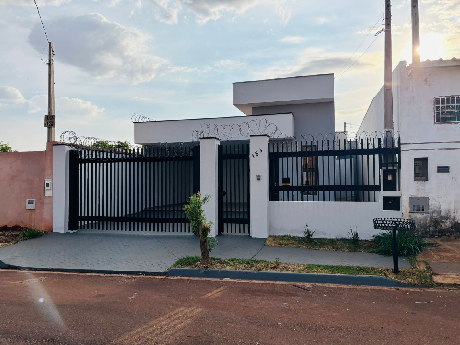 CASA À VENDA - JARDIM FORTALEZA - BRODOWSKI-SP