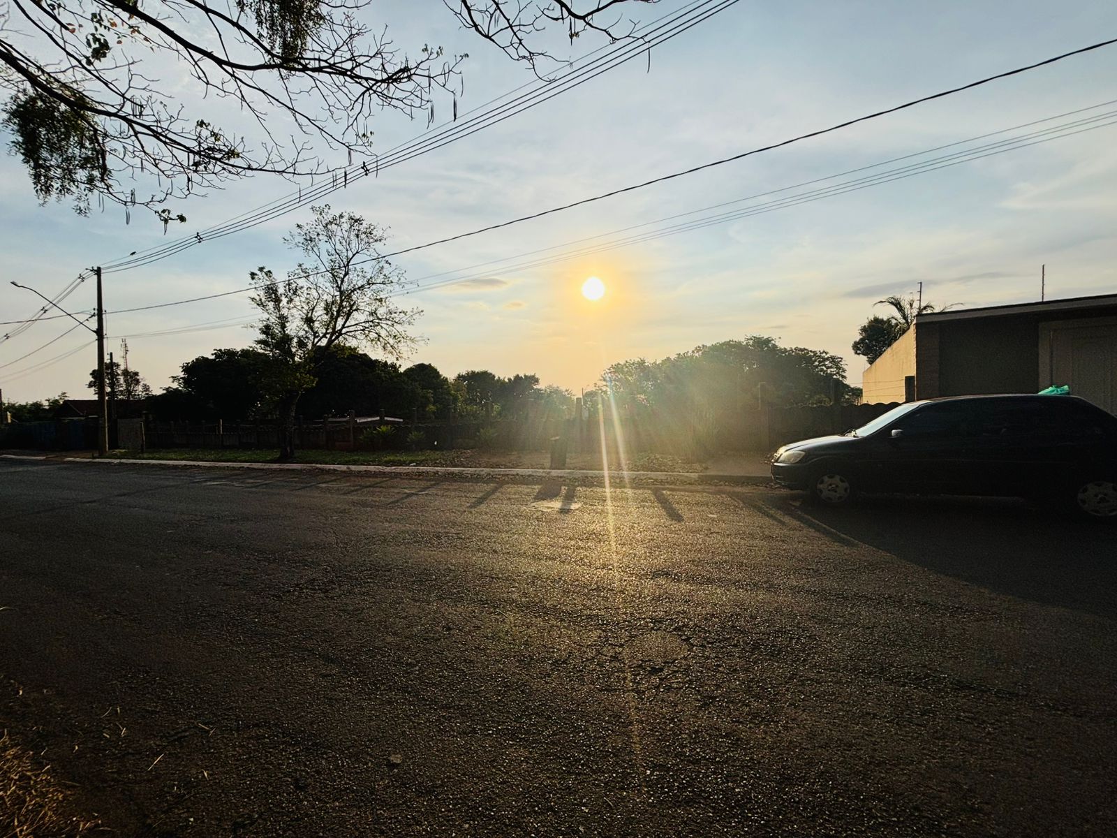 VENDE: TERRENO DE 375 m² - COMERCIAL OU RESIDENCIA -  PRÓXIMO AO SUPERMERCADO NORI - BRODOWSKI-SP