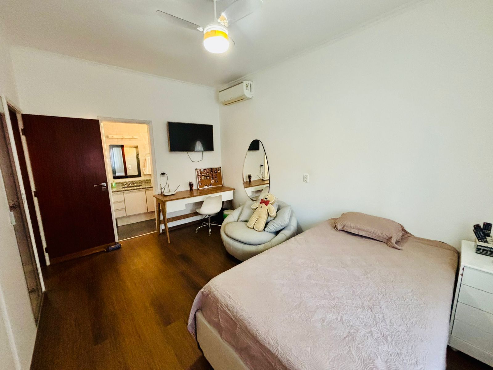 VENDE-SE – CASA ALTO PADRÃO COM PISCINA NO CENTRO DE BRODOWSKI/SP