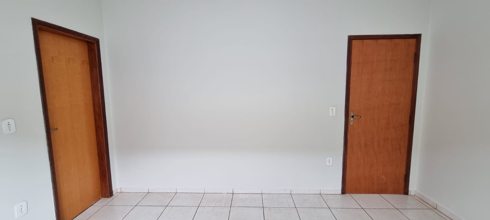 Excelente Casa 03 dormitórios na VILA CRISTAL em Brodowski SP