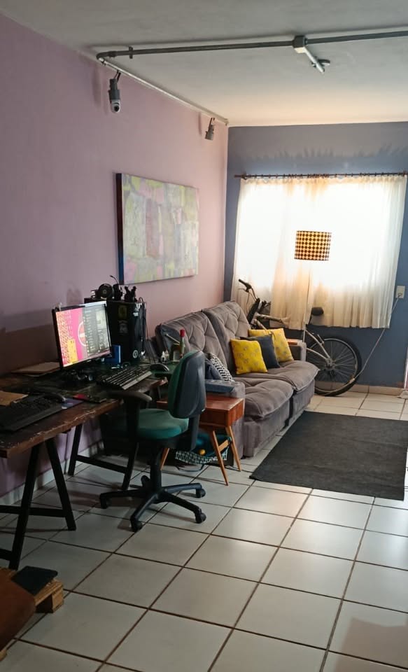 Confortável Casa em condomínio no CONDOMÍNIO  Maria do Carmo Maciel Possos em Brodowski SP
