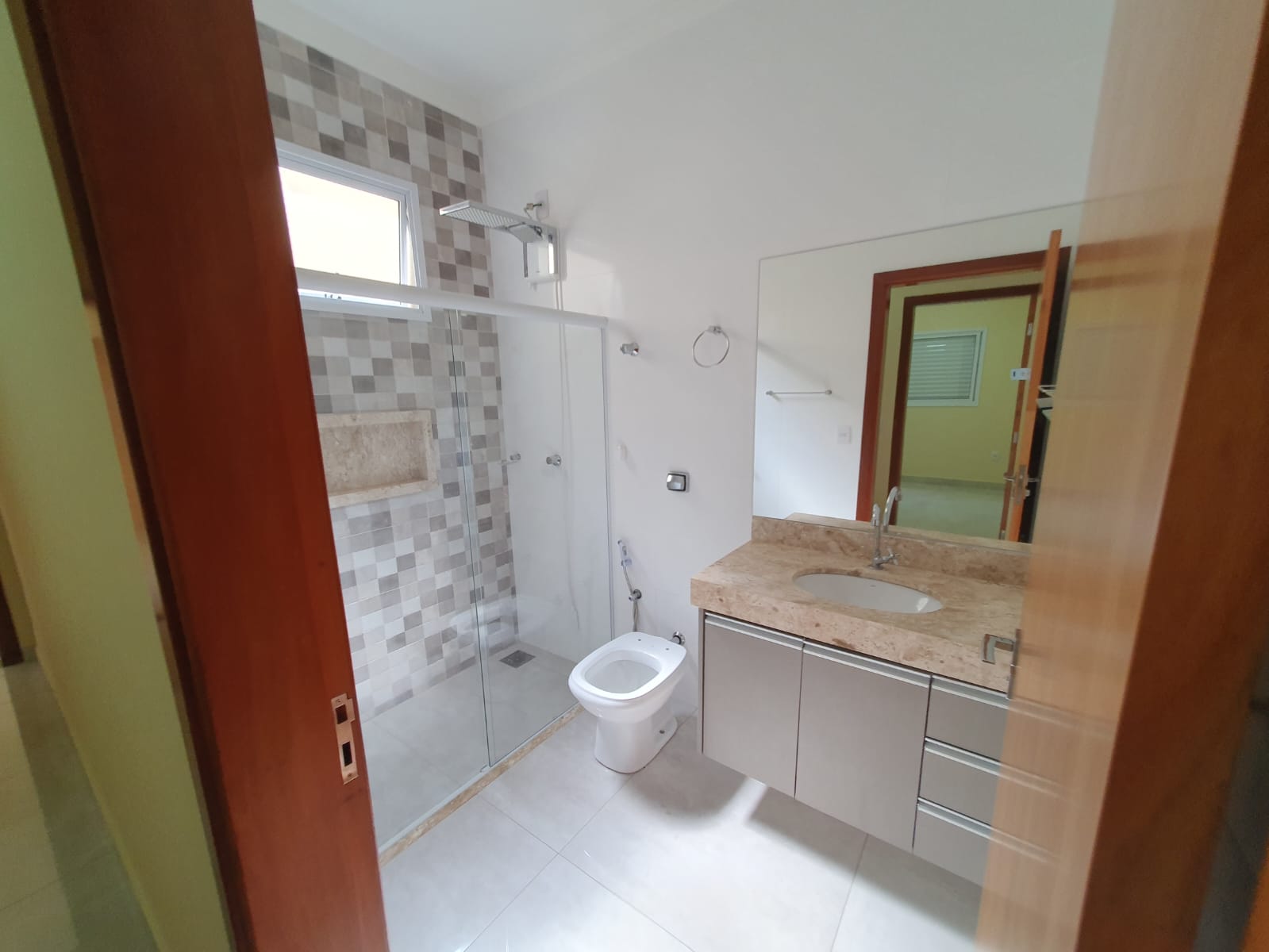 VENDE - CASA 03 DORMITÓRIOS - SUÍTE - JARDIM MARIA IMACULADA II - BRODOWSKI-SP.