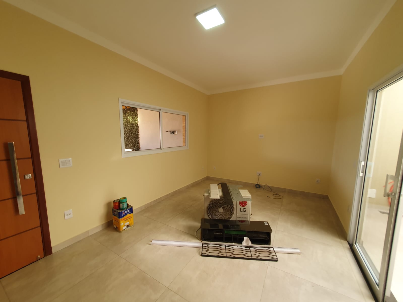 VENDE - CASA 03 DORMITÓRIOS - SUÍTE - JARDIM MARIA IMACULADA II - BRODOWSKI-SP.