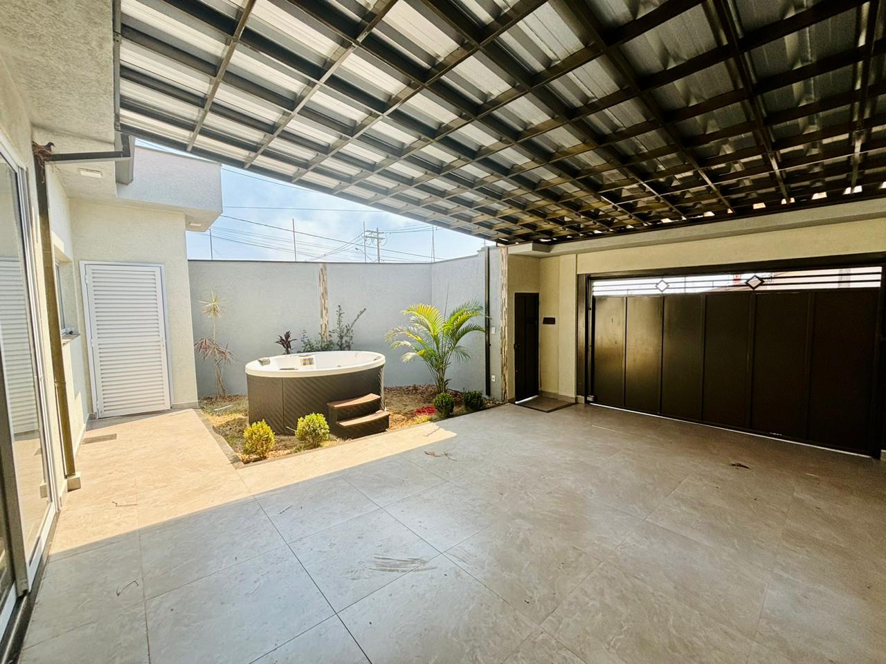 VENDE - CASA 03 DORMITÓRIOS - SUÍTE - JARDIM MARIA IMACULADA II - BRODOWSKI-SP.