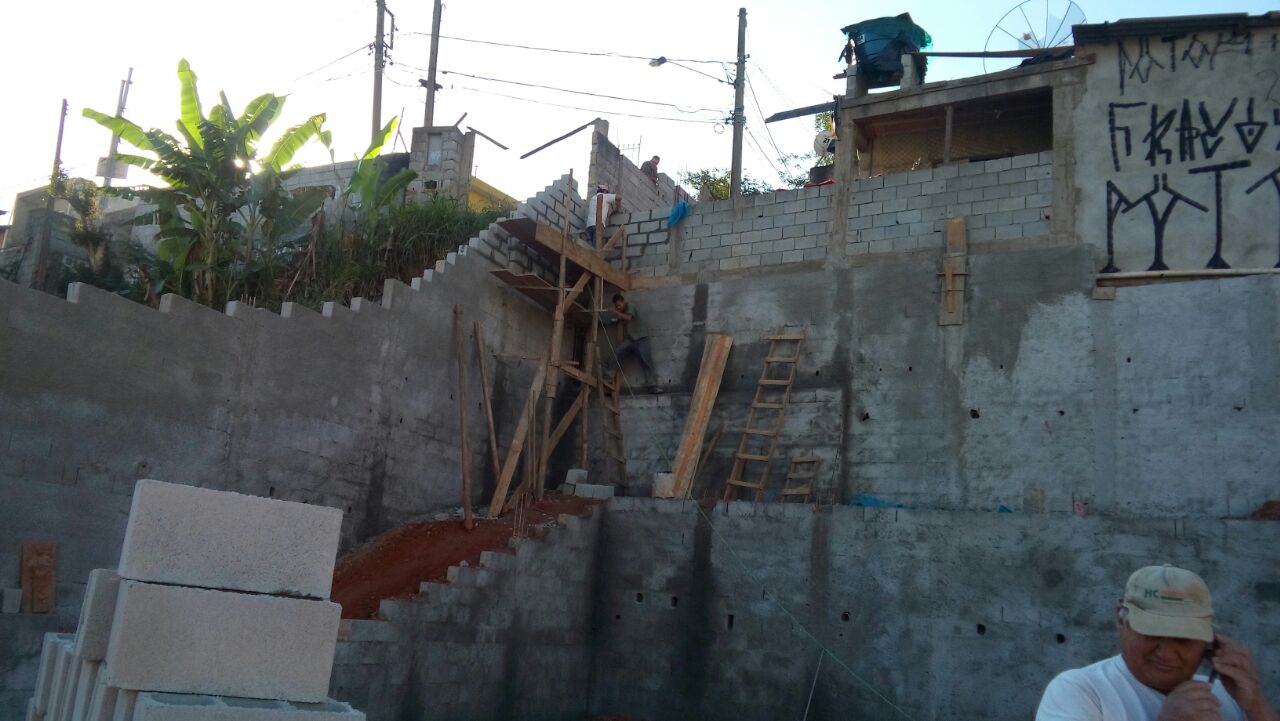 VENDE-SE TERRENO - ITAPEVI 