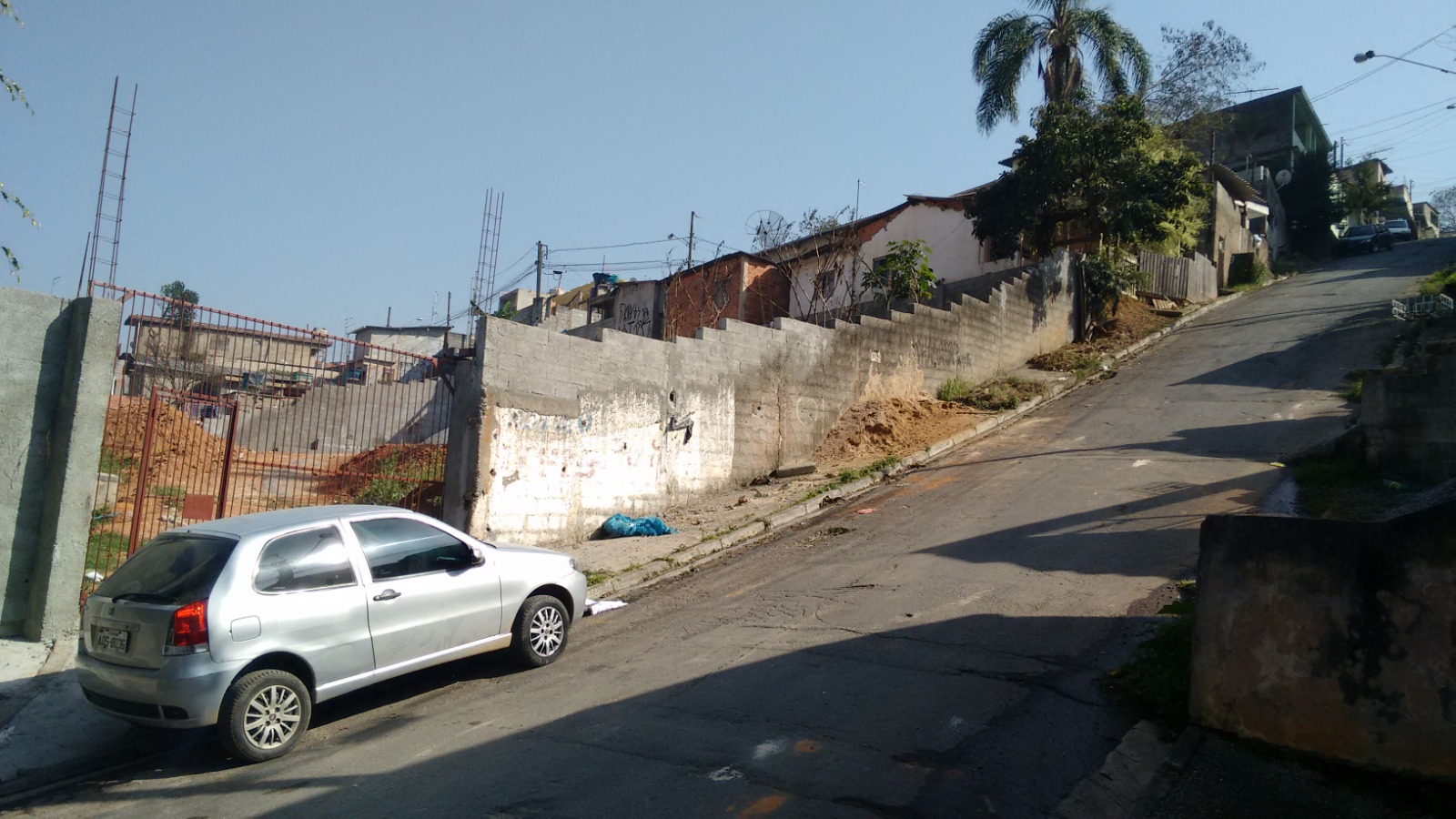 VENDE-SE TERRENO - ITAPEVI 