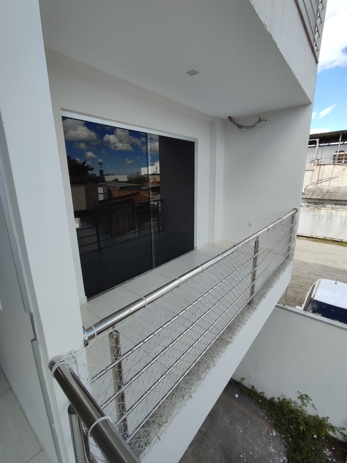 Aluga Apartamento Amplo no Centro