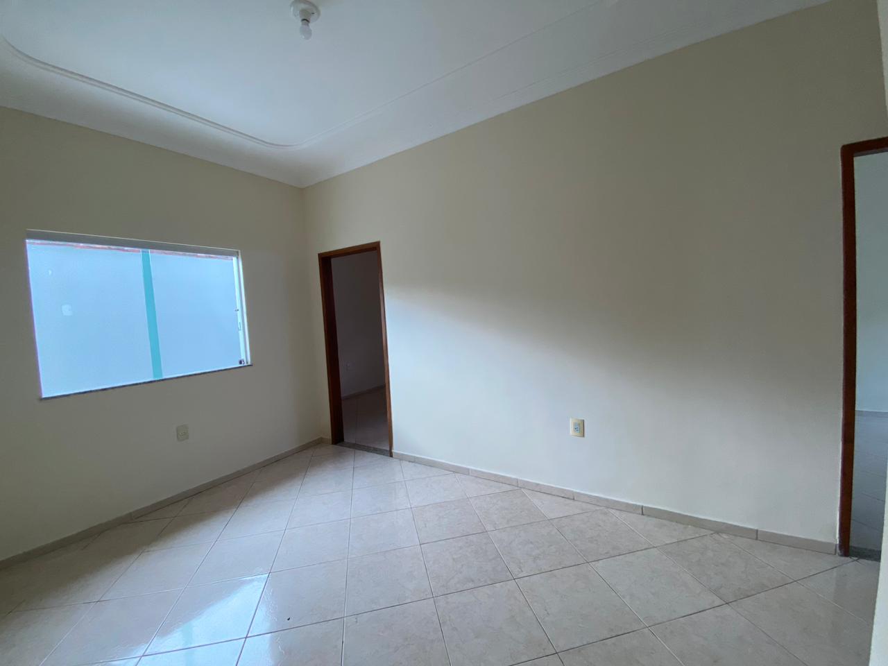 Aluga Casa Ampla Com Energia Solar no Edgar Trancoso 