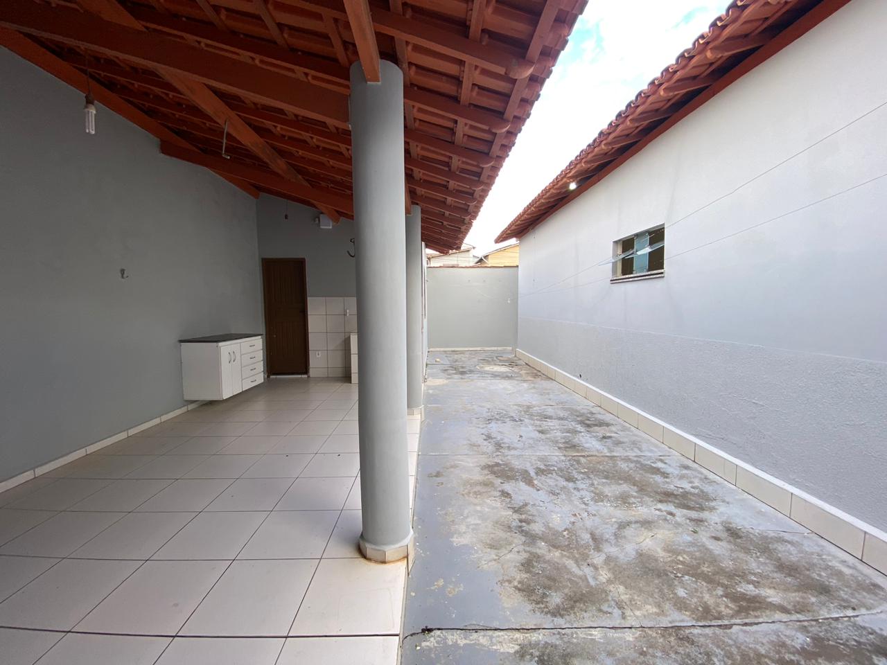 Aluga Casa Ampla Com Energia Solar no Edgar Trancoso 