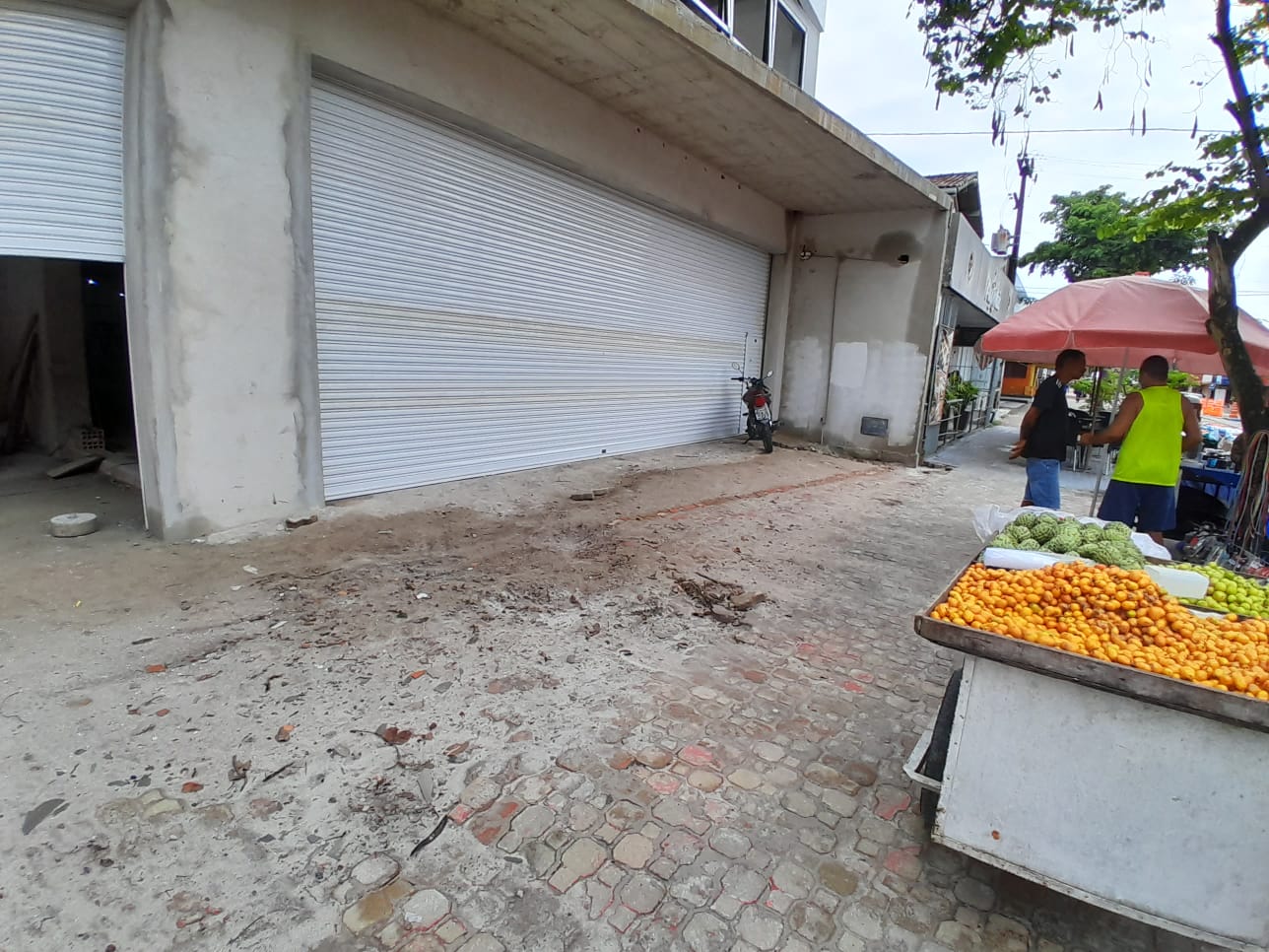 Aluga ponto comercial em Porto Seguro/BA