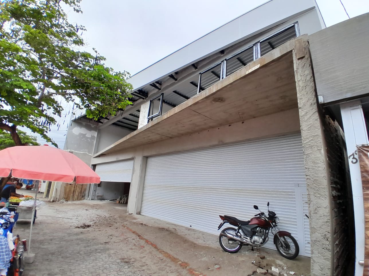 Aluga ponto comercial em Porto Seguro/BA