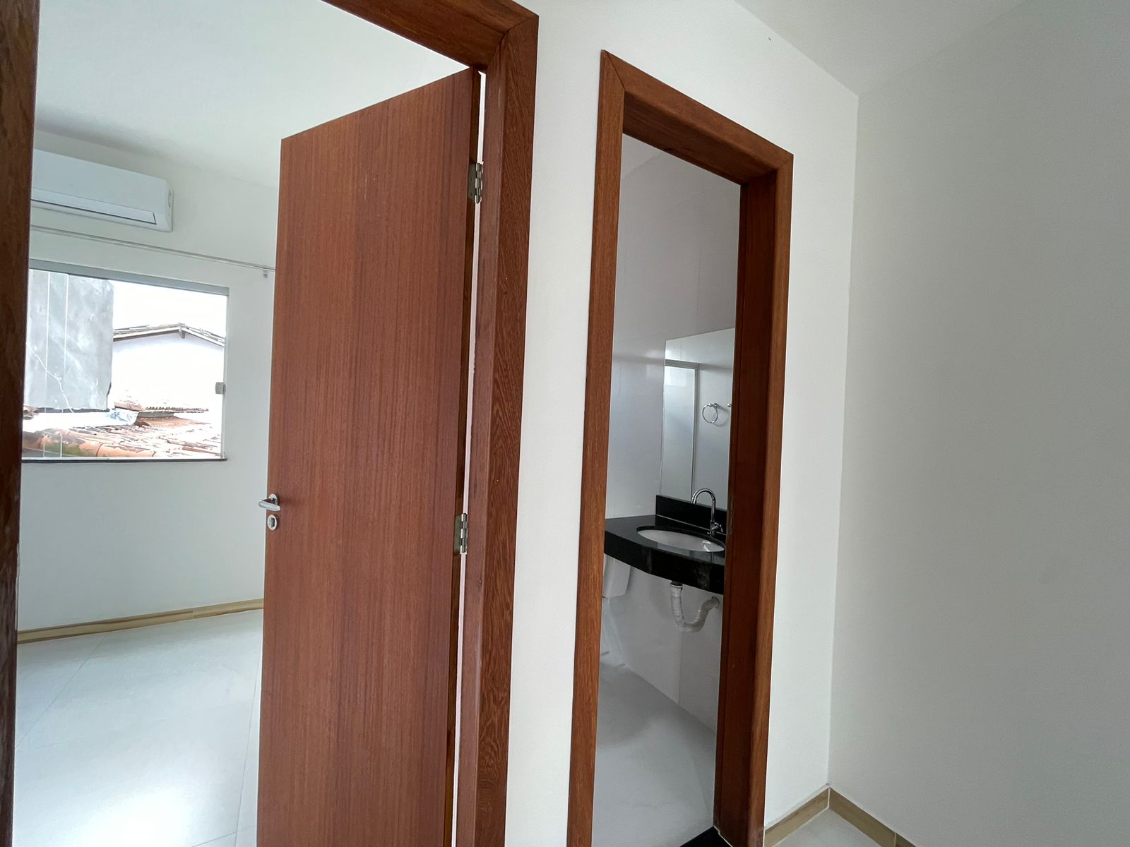 Aluga Apartamento Duplex no Colonial