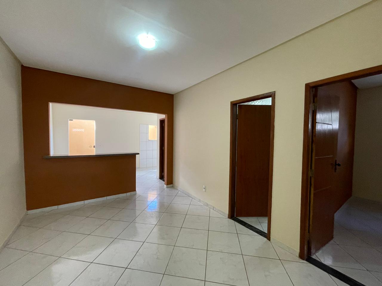 Aluga apartamento térreo Vivendas Costa Azul