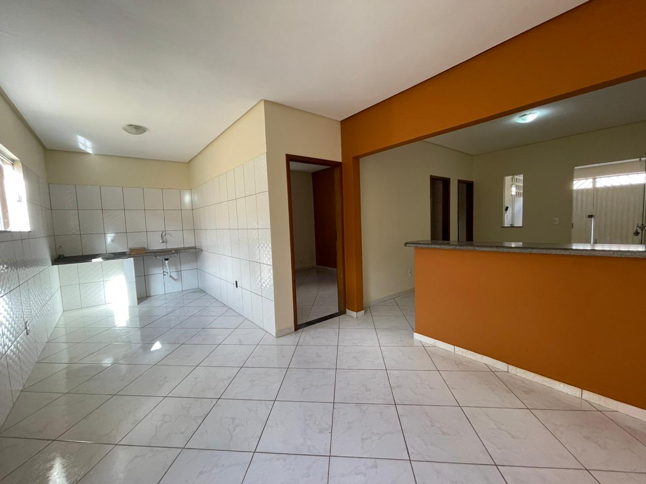Aluga apartamento térreo Vivendas Costa Azul
