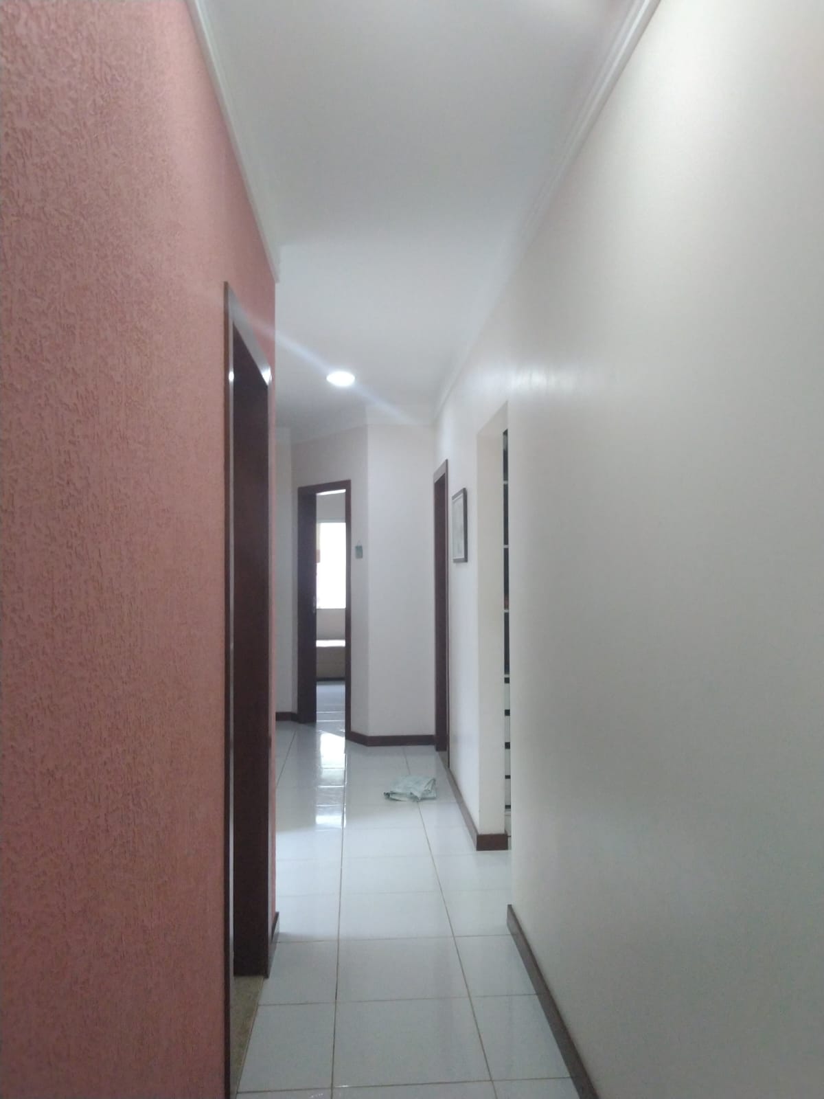 VENDE CASA NO BAIRRO CENTAURO 