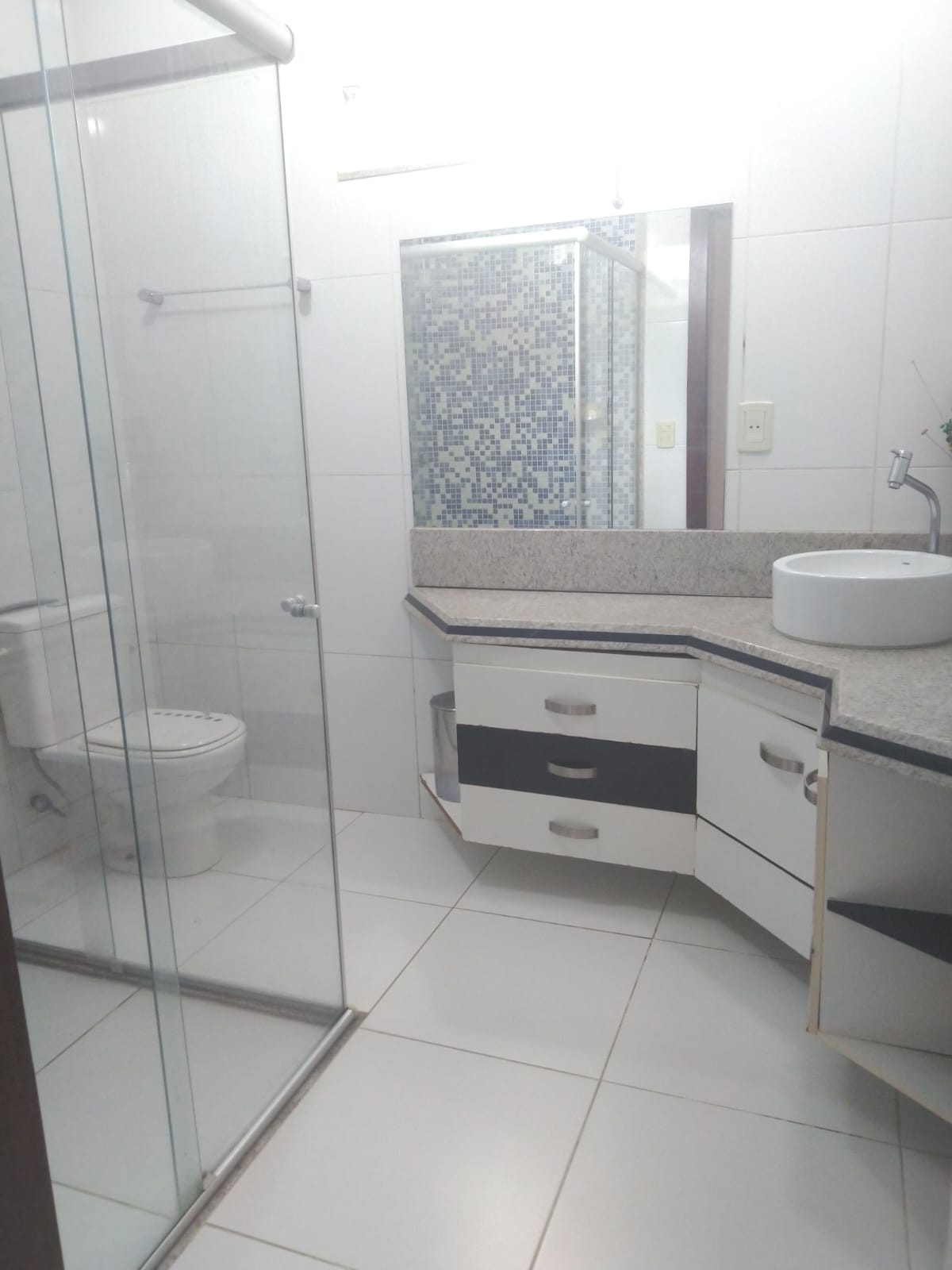 VENDE CASA NO BAIRRO CENTAURO 