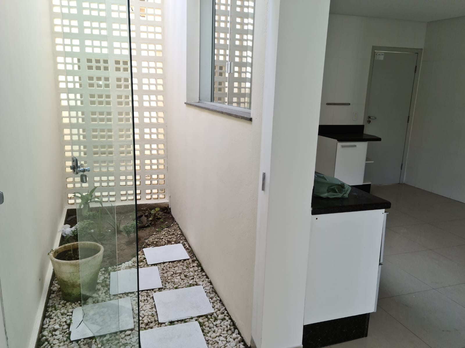 VENDE CASA NO ALAMAR