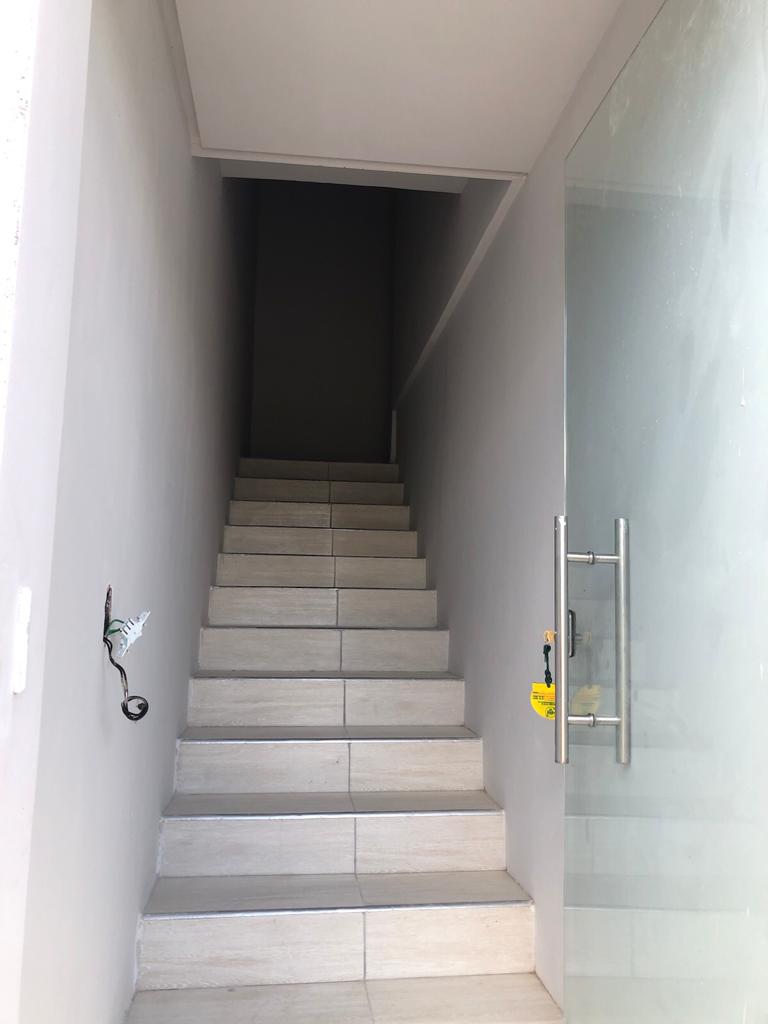 Aluga-se Apartamento no Vivendas Costa Azul