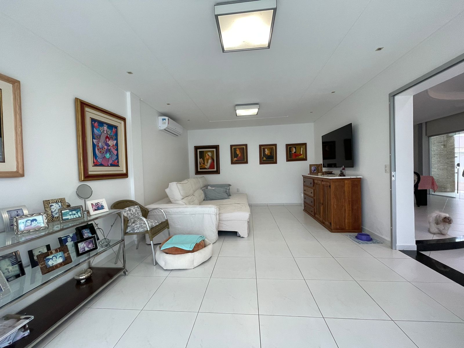 Vende casa de alto padrão no bairro Alamar