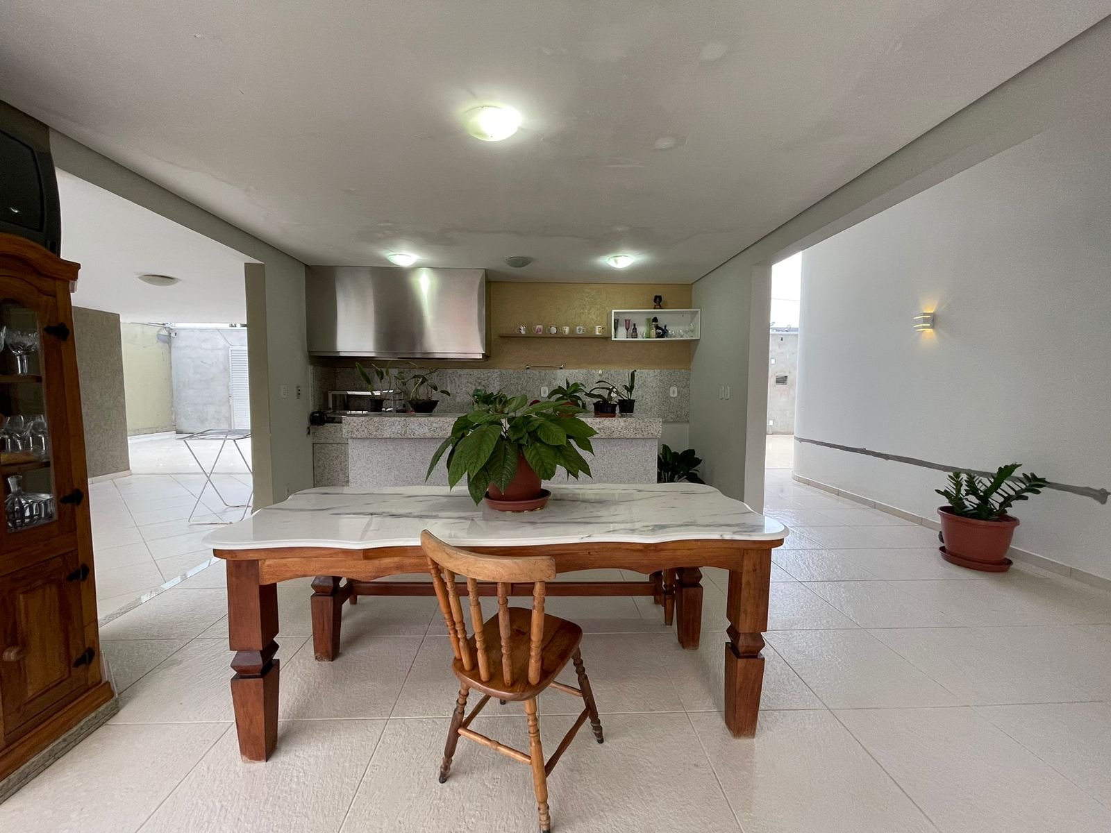 Vende casa de alto padrão no bairro Alamar