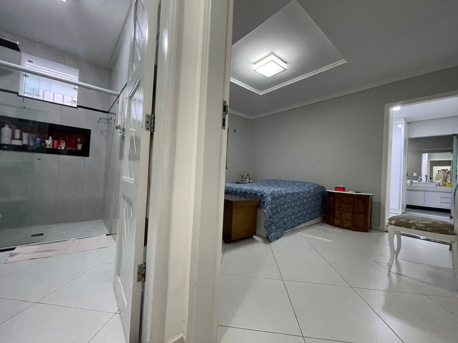 Vende casa de alto padrão no bairro Alamar