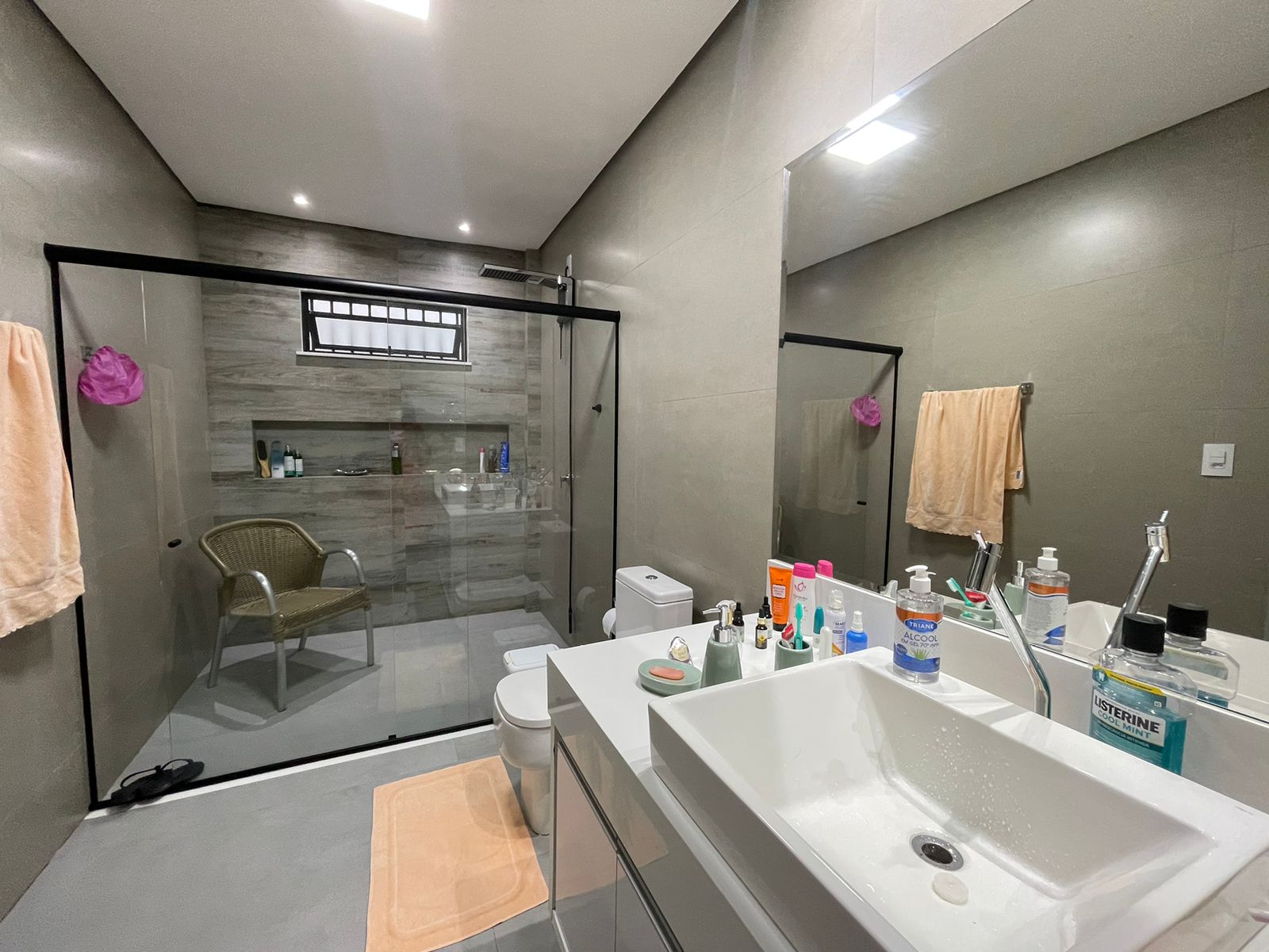 Vende casa de alto padrão no bairro Alamar
