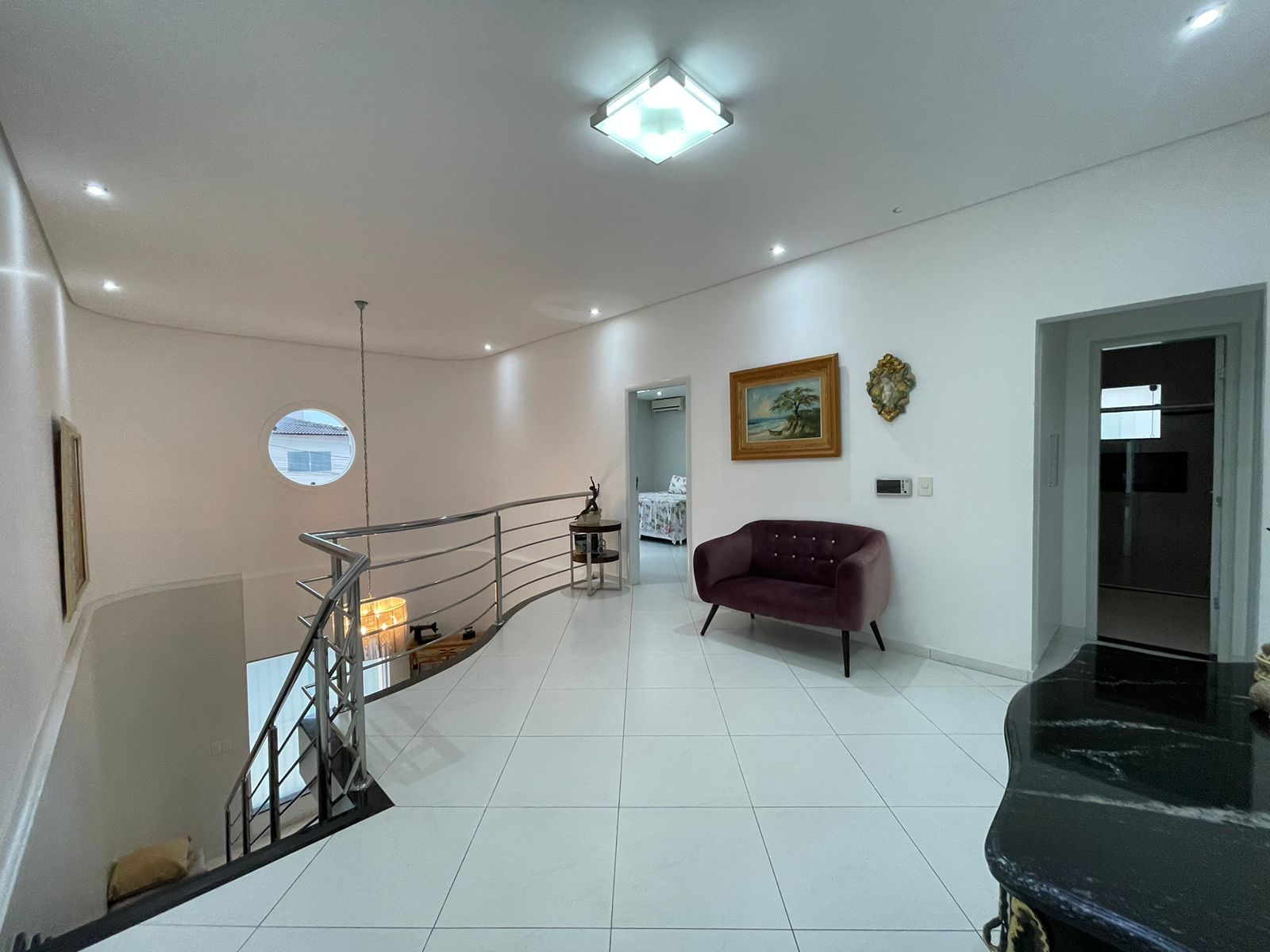 Vende casa de alto padrão no bairro Alamar