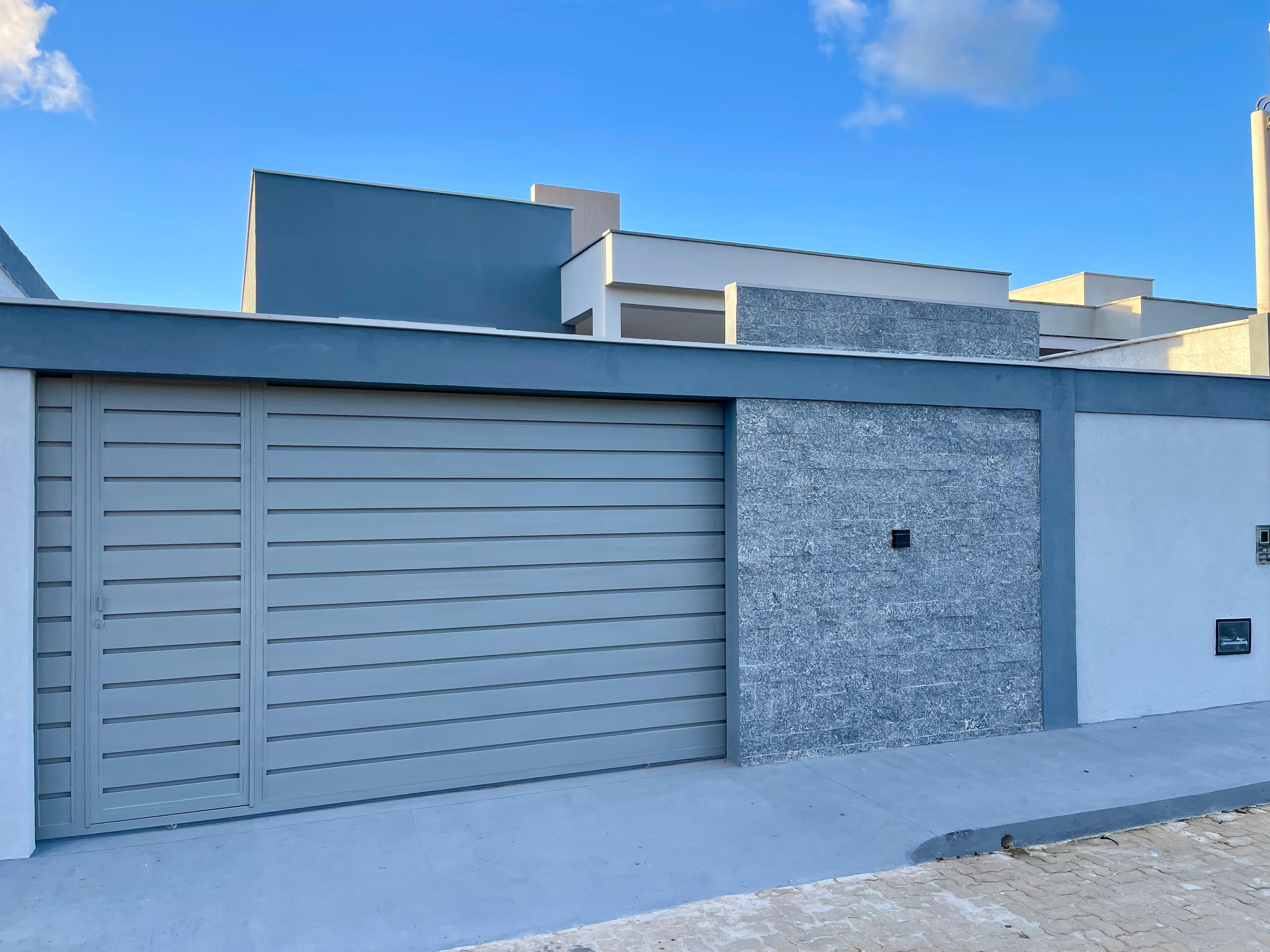 Vende casa em condomínio na cidade de Porto Seguro/Ba
