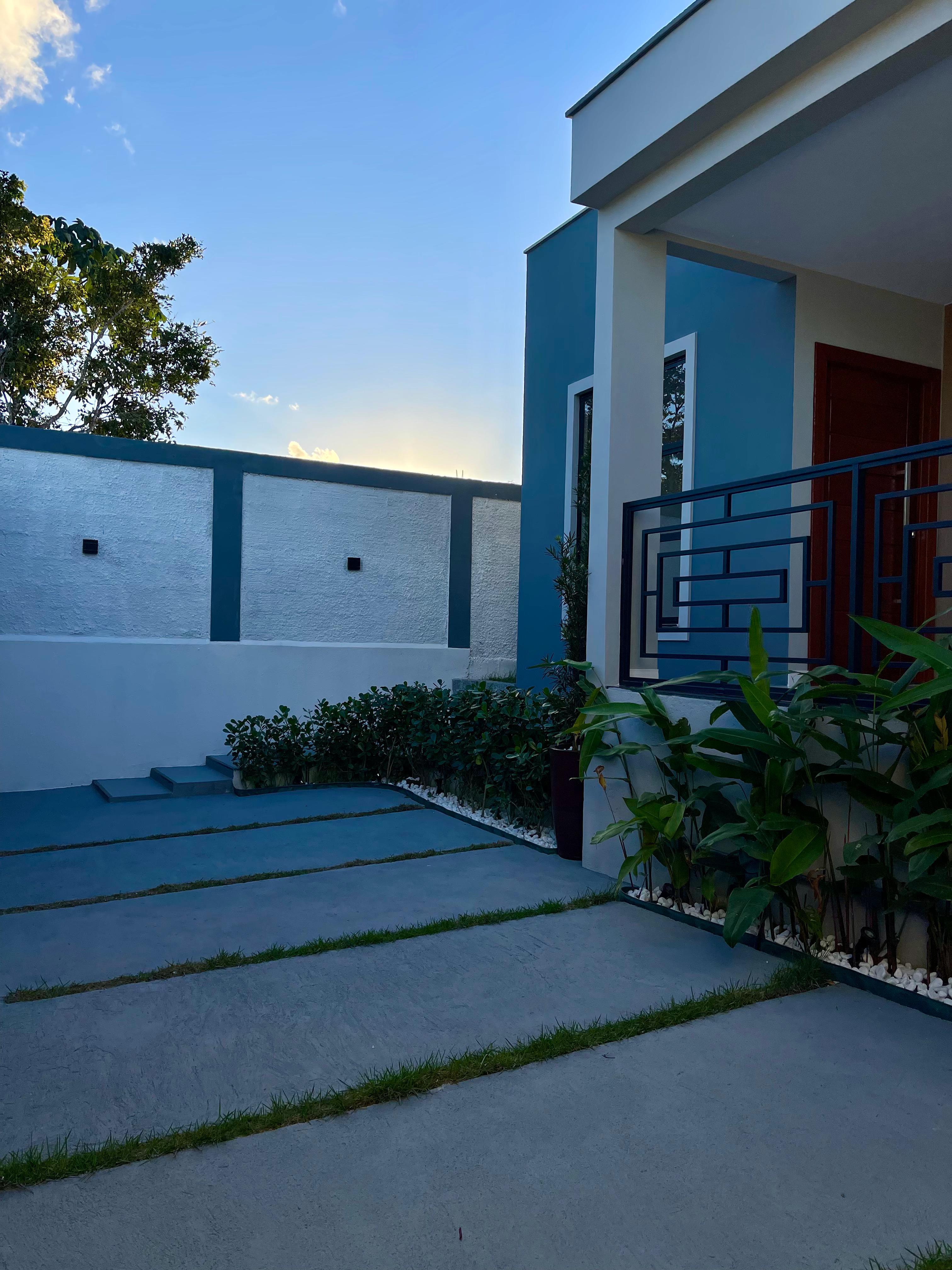 Vende casa em condomínio na cidade de Porto Seguro/Ba