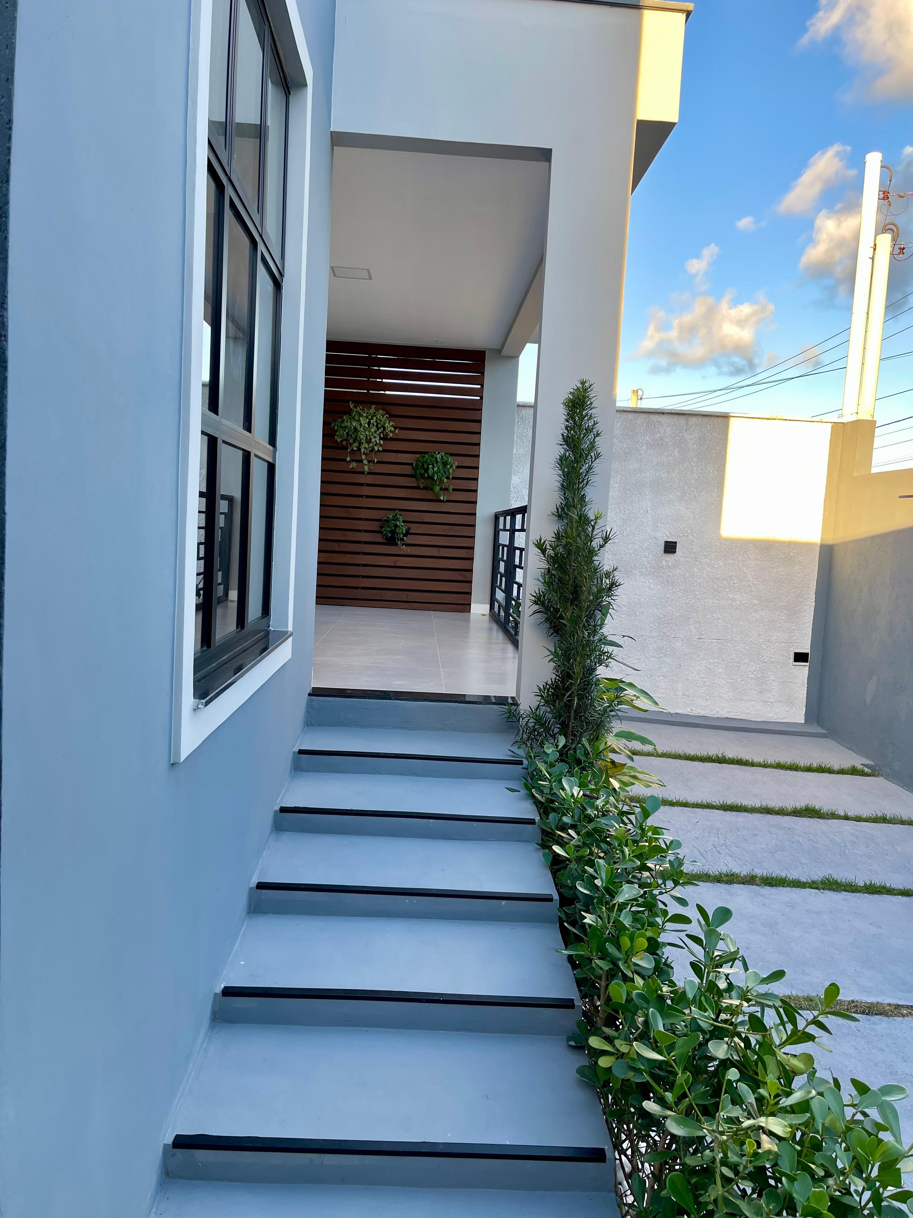 Vende casa em condomínio na cidade de Porto Seguro/Ba
