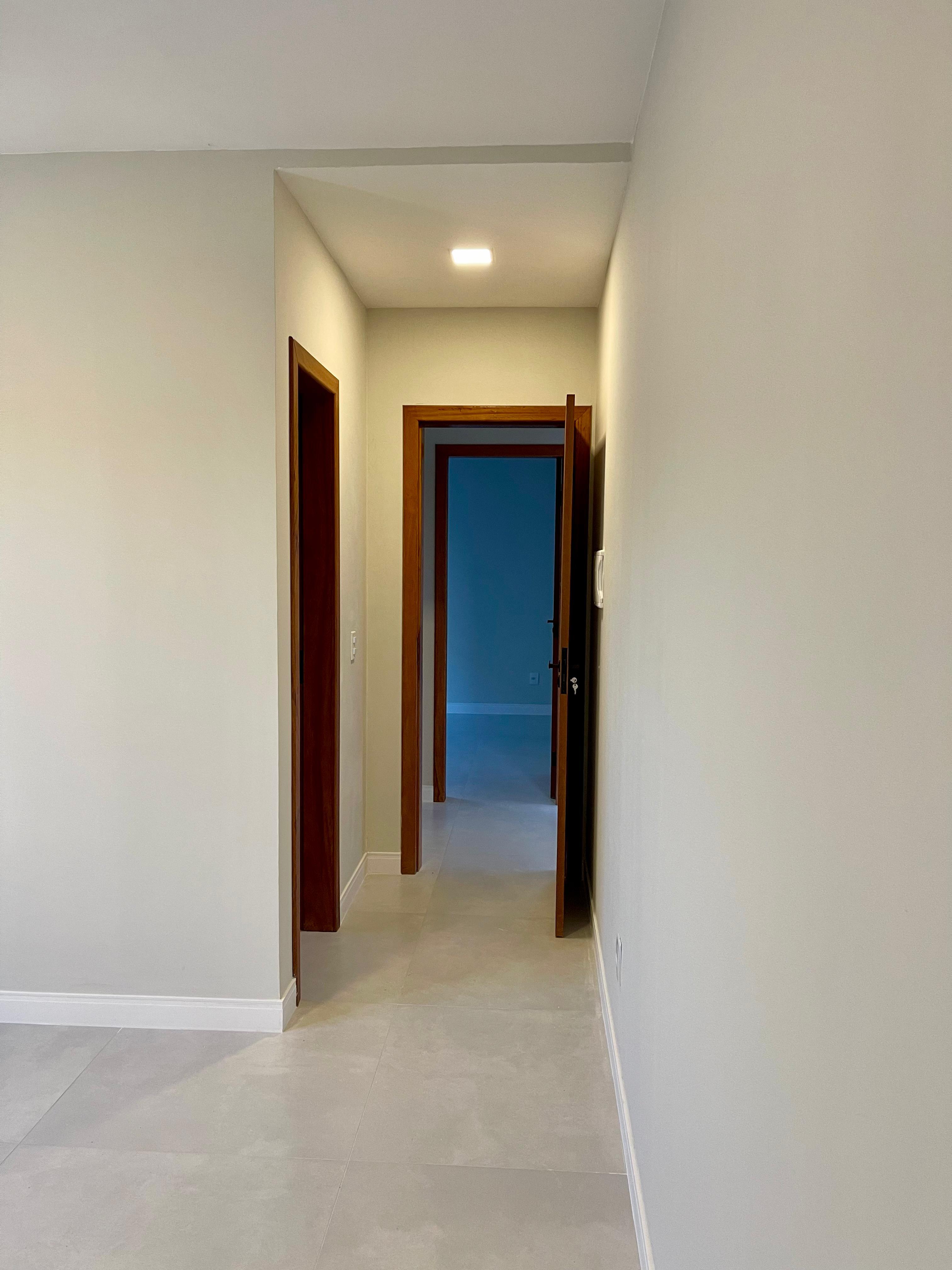 Vende casa em condomínio na cidade de Porto Seguro/Ba