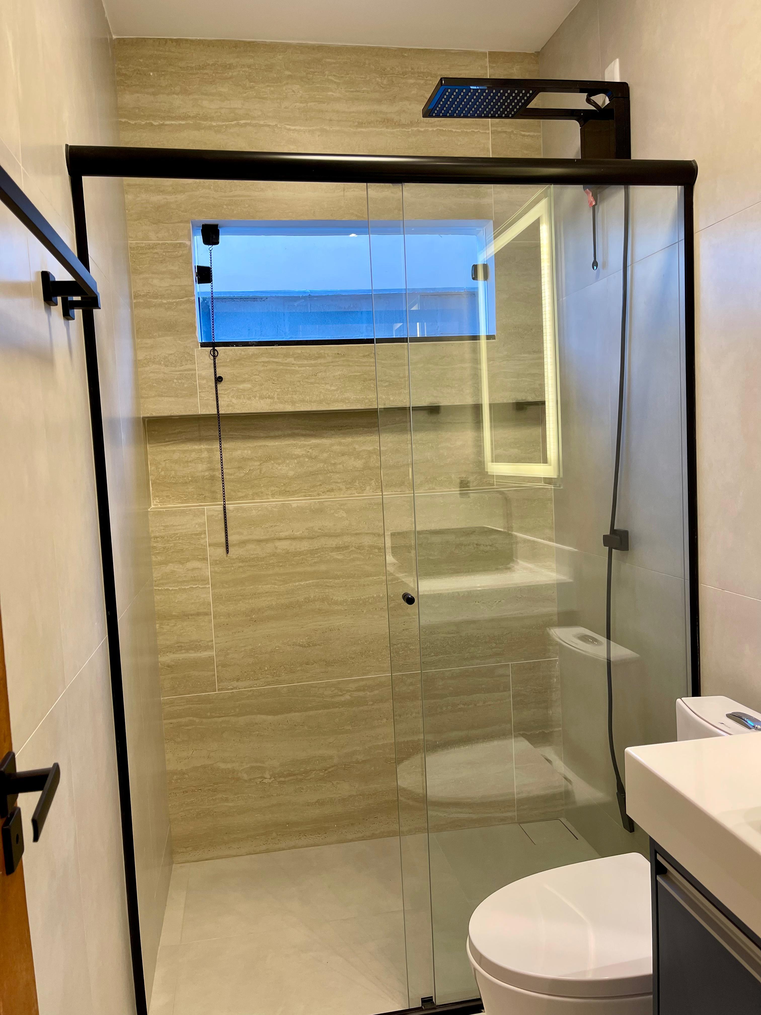 Vende casa em condomínio na cidade de Porto Seguro/Ba