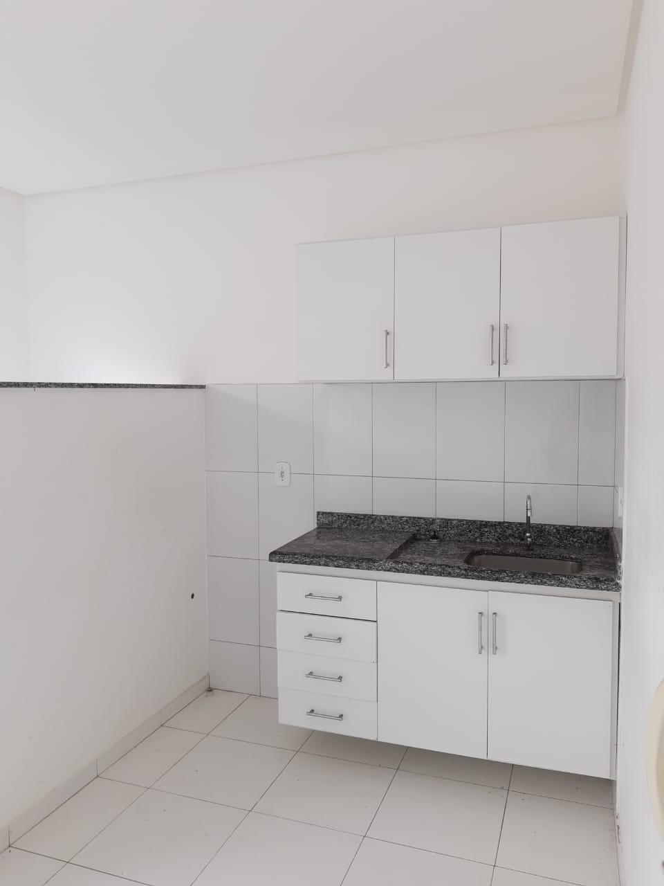 Aluga Apartamento Térreo no Bairro Alamar
