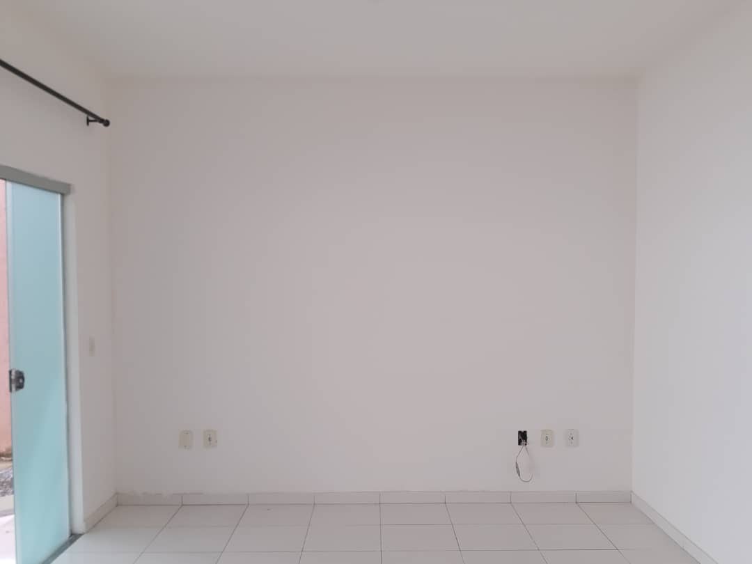 Aluga Apartamento Térreo no Bairro Alamar