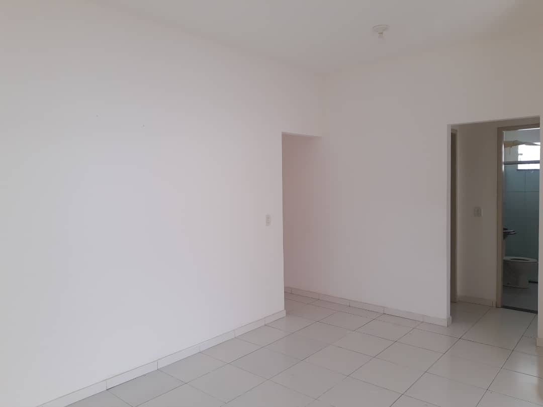 Aluga Apartamento Térreo no Bairro Alamar