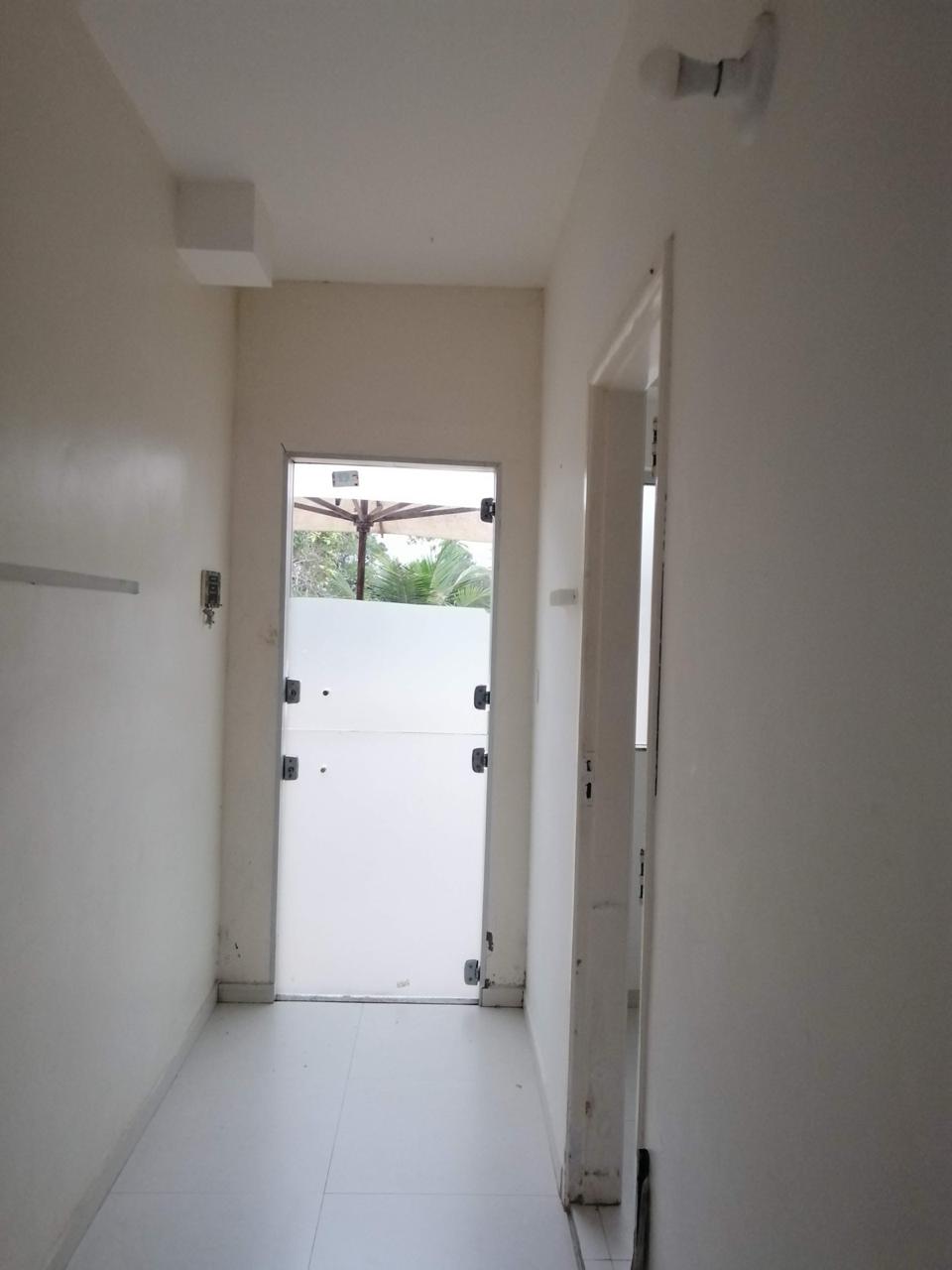 Aluga Apartamento Térreo em Condomínio no Centro