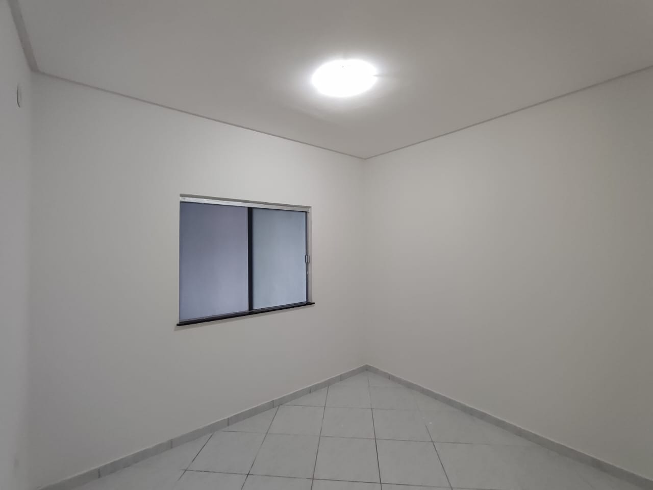 Aluga-se Casa no Dinah Borges 