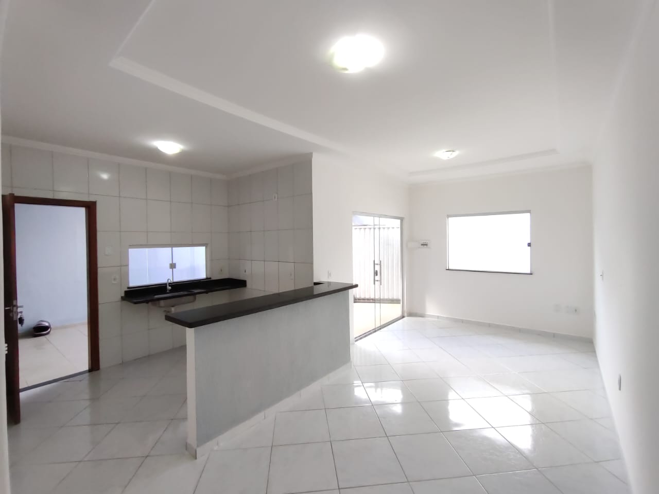 Aluga-se Casa no Dinah Borges 