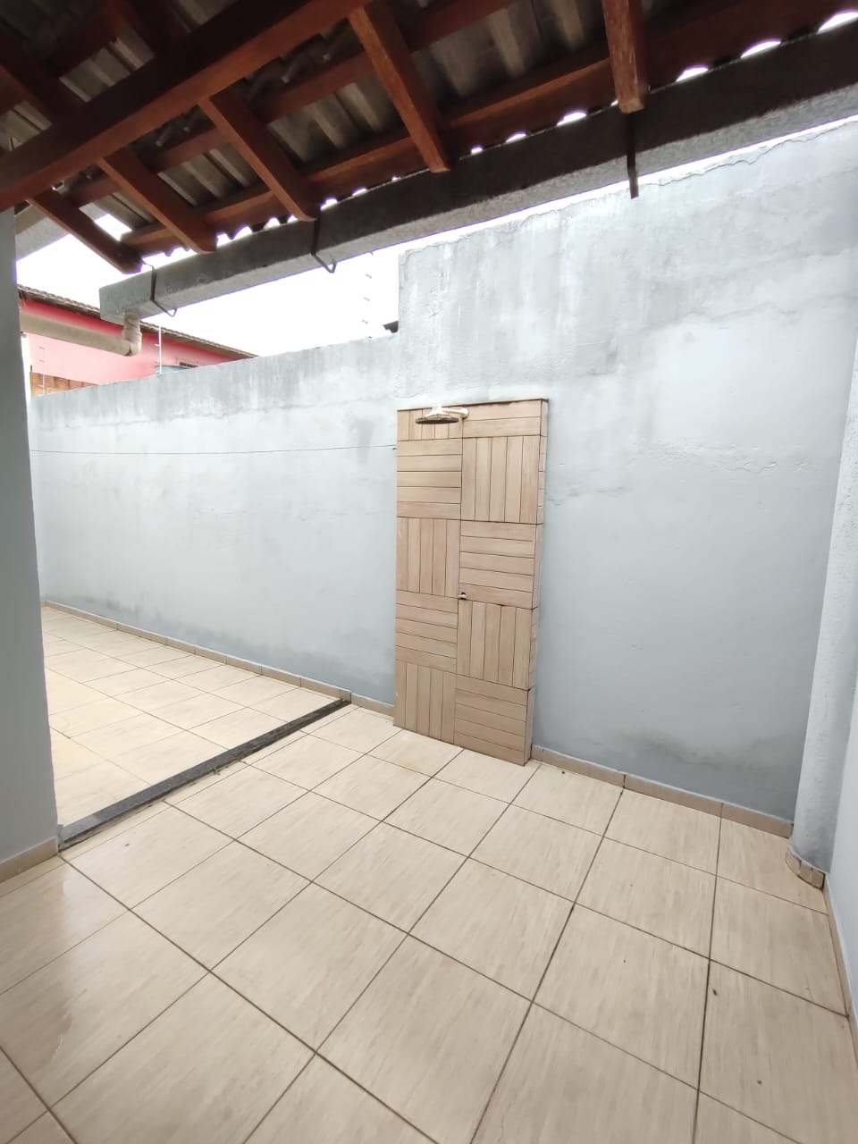 Aluga-se Casa no Dinah Borges 