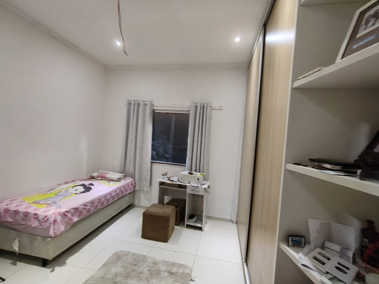 Vende casa no bairro Centauro