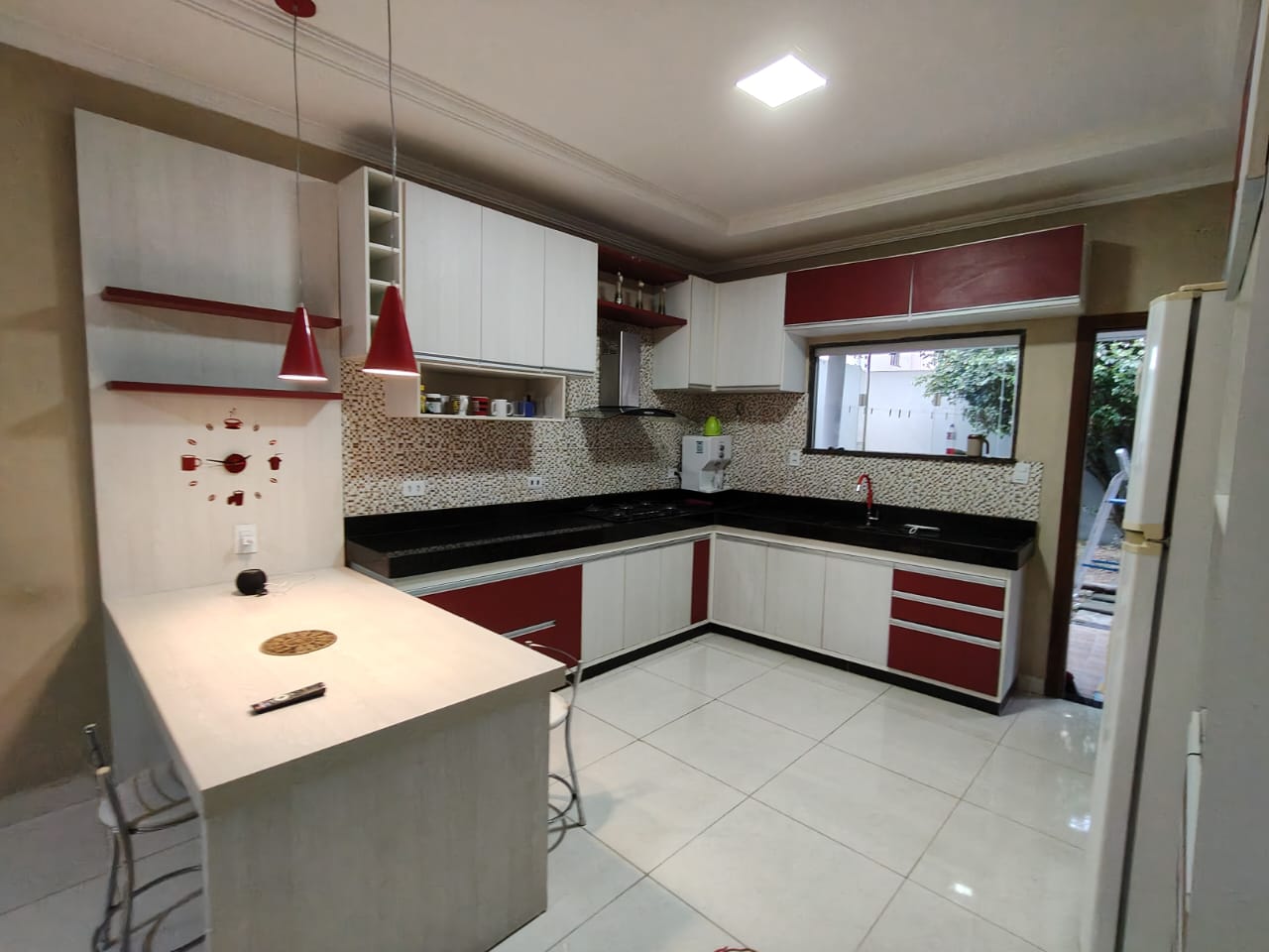 Vende casa no bairro Centauro