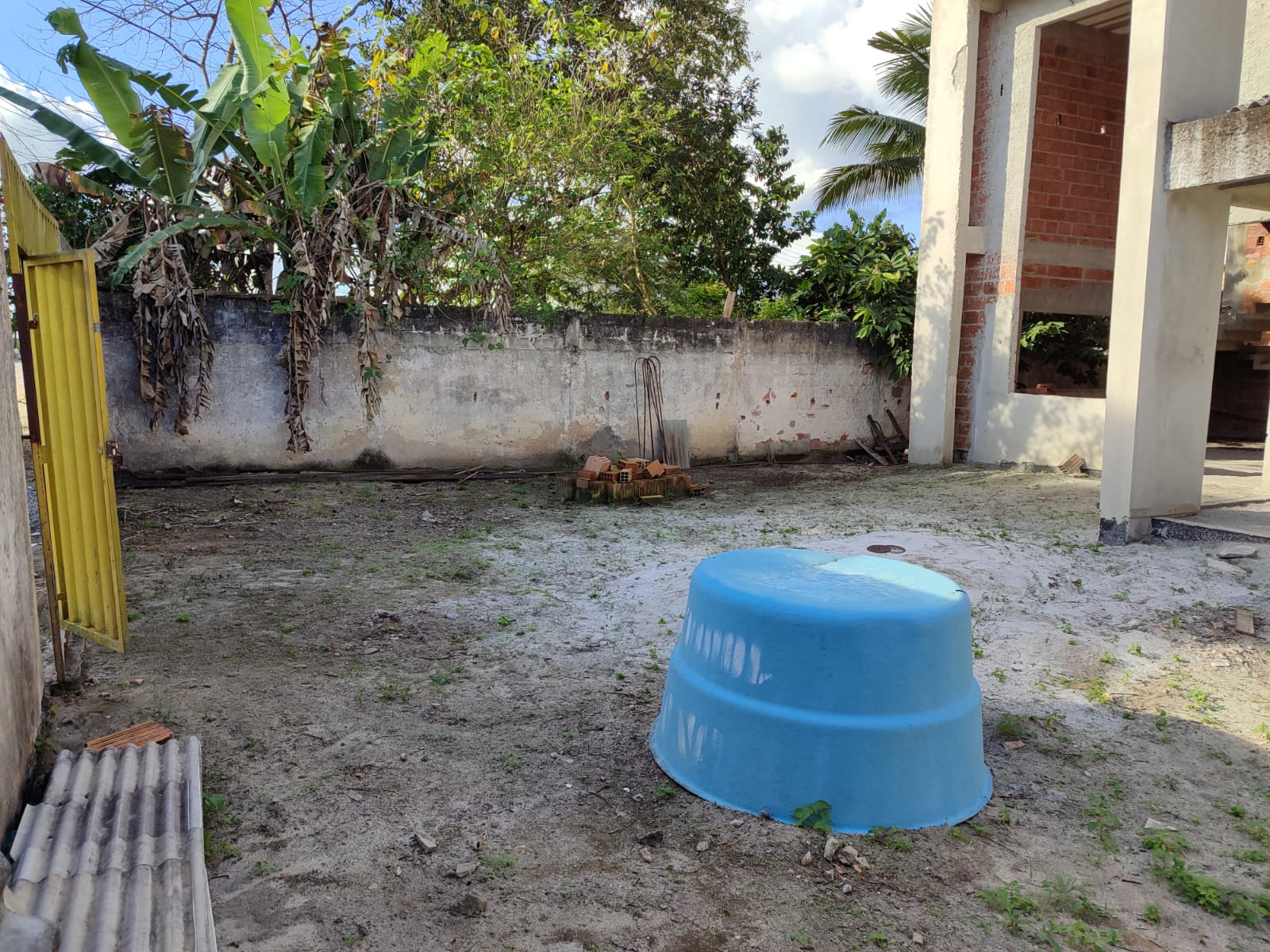 Vende-se Casa em construção de Alto Padrão no Centauro