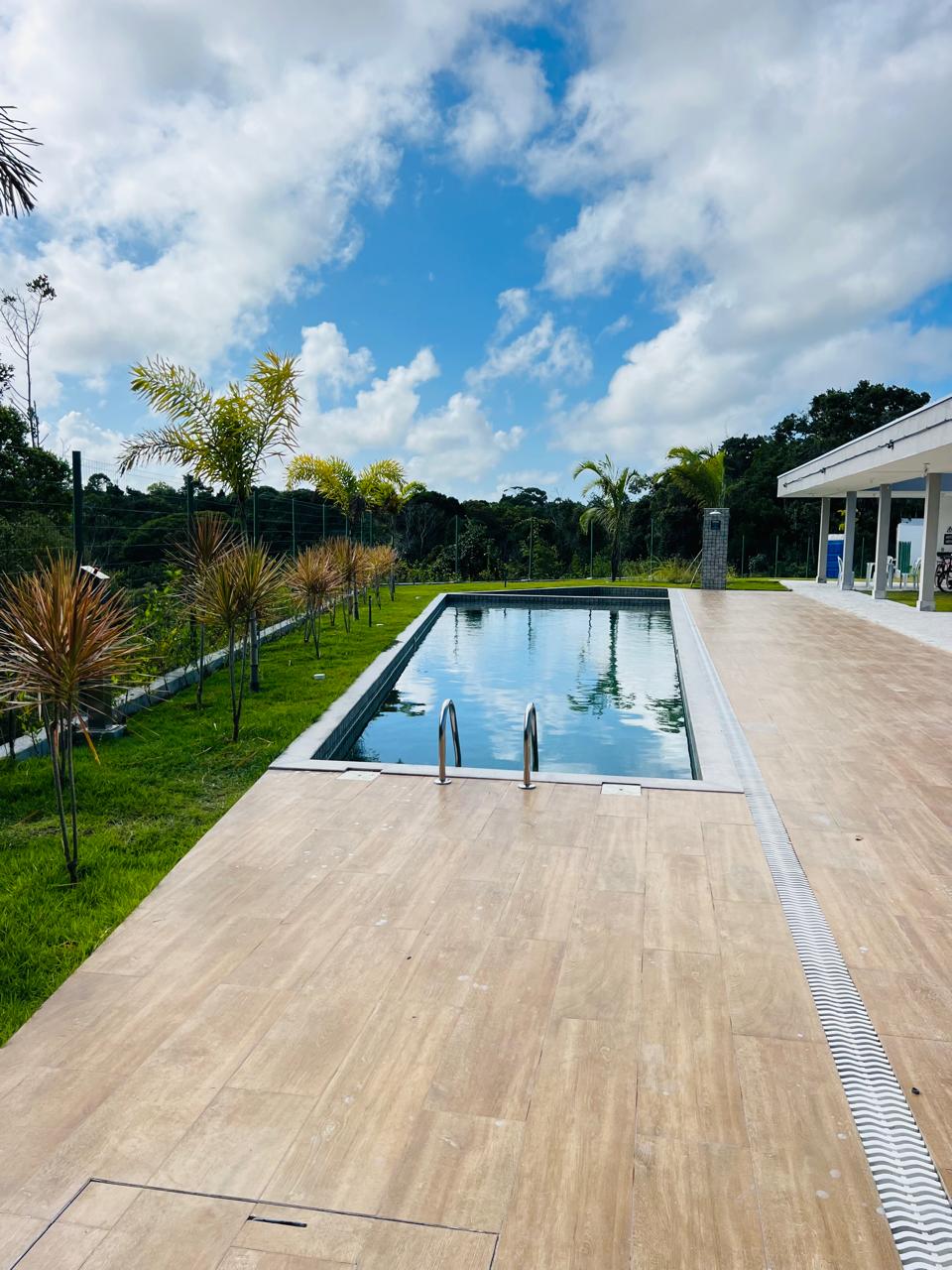Vende apartamento bem localizado em Porto Seguro/Ba