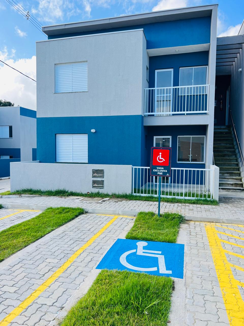 Vende apartamento bem localizado em Porto Seguro/Ba