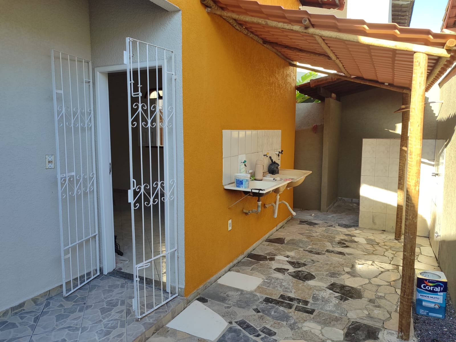 Aluga Casa no bairro Centauro