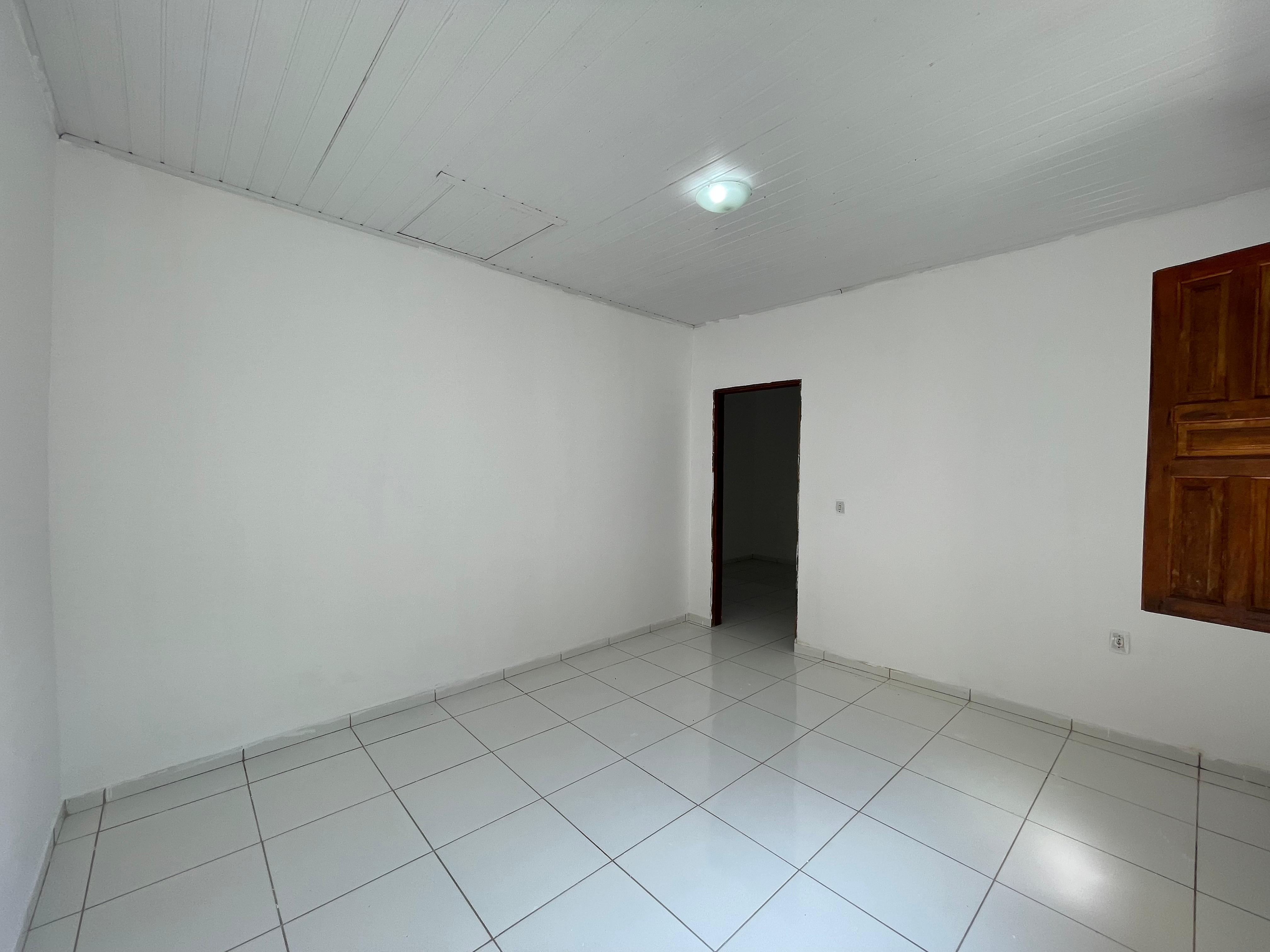 Vende casa no Dinah Borges