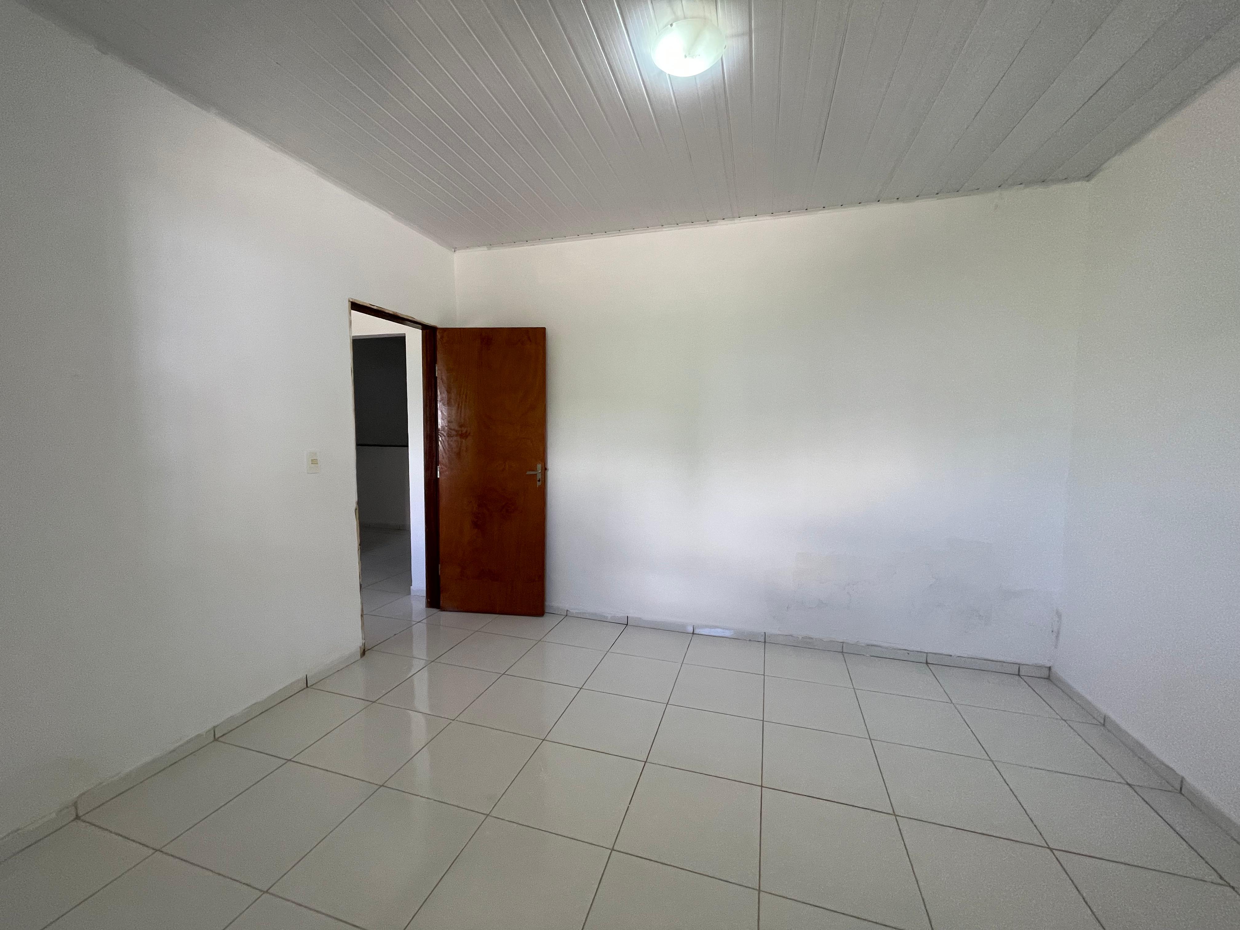Vende casa no Dinah Borges