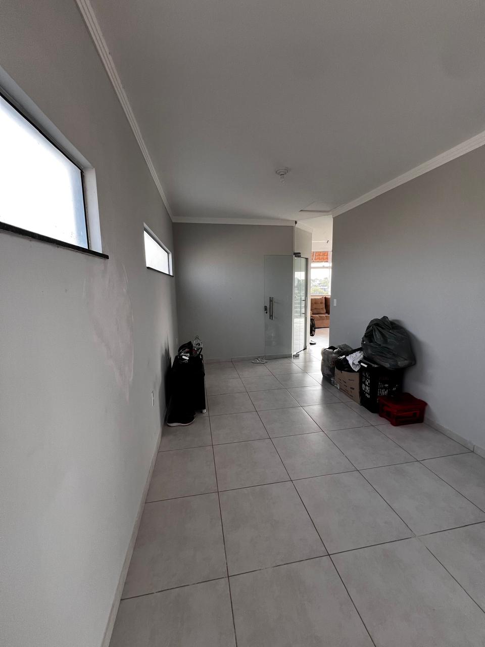 Vende excelente prédio residêncial no bairro Dinah Borges 