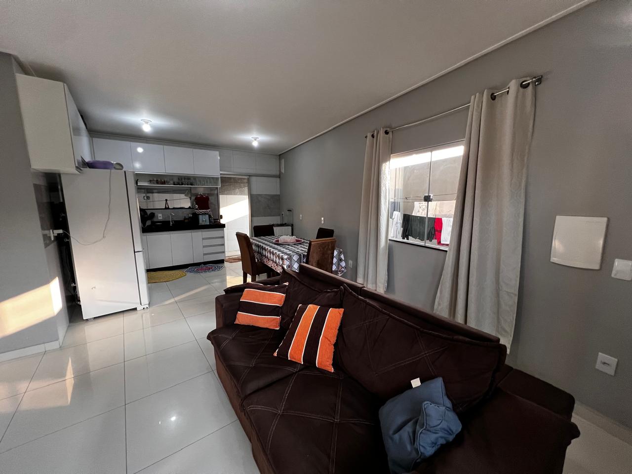 Vende excelente prédio residêncial no bairro Dinah Borges 